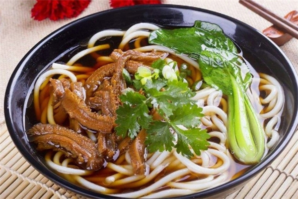 老白家牛肉粉加盟