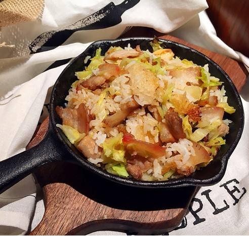 乡村锅巴饭加盟