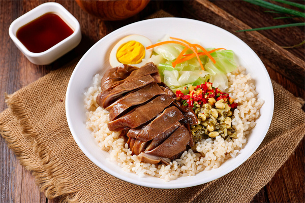 食味卤汁拌饭加盟