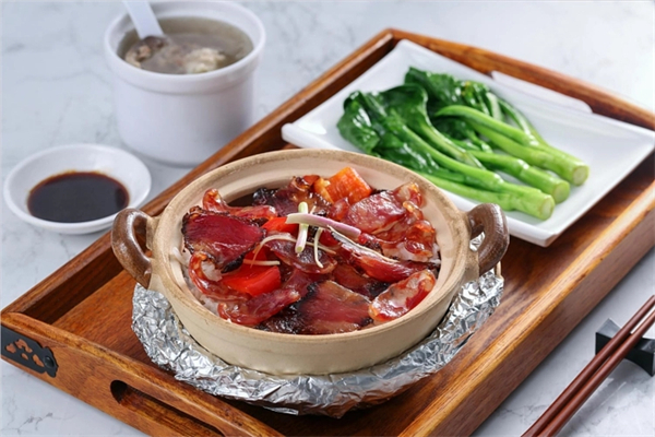 雅粤港式餐厅加盟