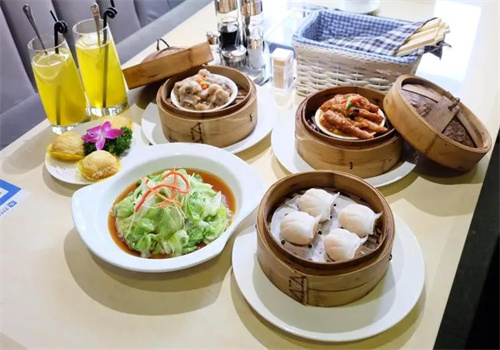 大斑小聚茶餐厅加盟