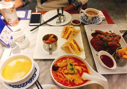 萃华茶餐厅加盟