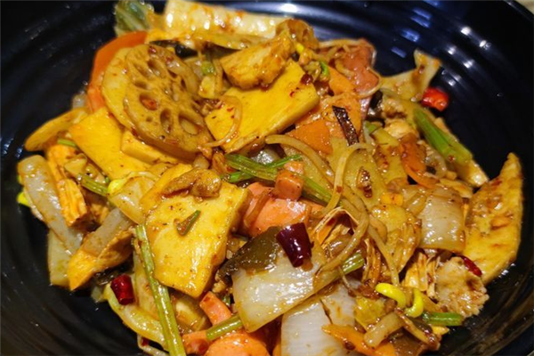 干饭吧麻辣香锅加盟