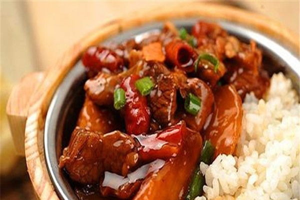 吉隆木桶饭加盟