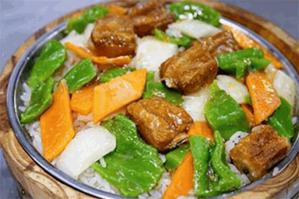 一桶湘木桶饭加盟