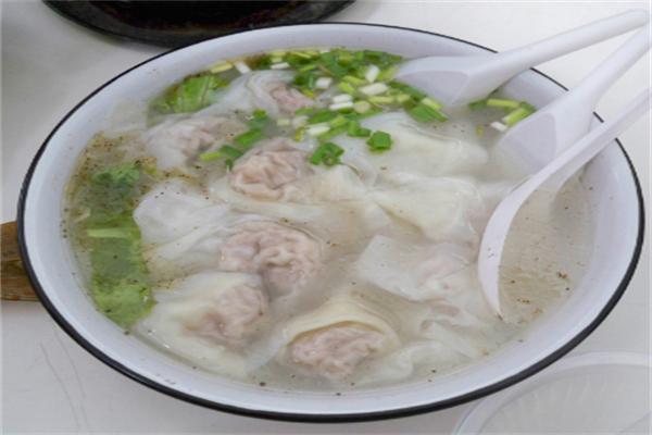 小鱼馄饨加盟