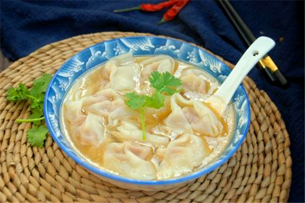 小青青馄饨加盟