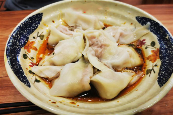 川香红油馄饨加盟