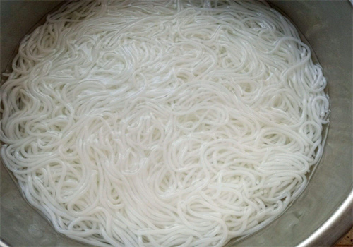 青禾云粉·馄饨米线加盟