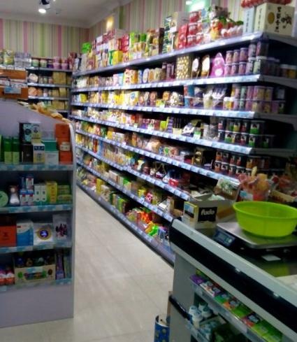 天成零食旅行记零食店加盟