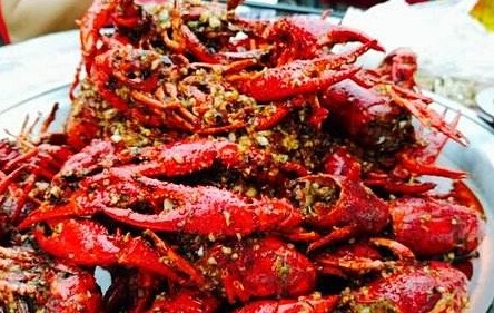 八一手抓小龙虾加盟