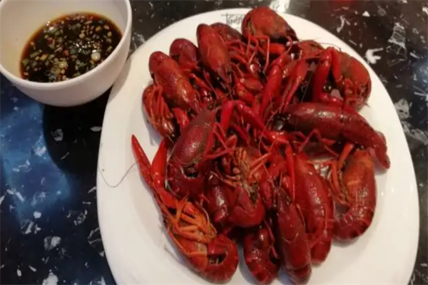 安登逸小龙虾简餐加盟