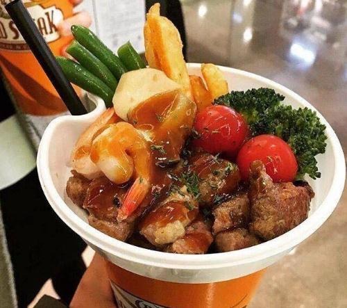翻滚吧牛排杯加盟