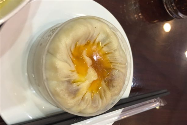 苏亦铭蟹黄汤包加盟