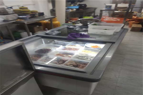 二哥粥铺加盟