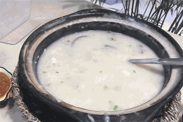 米鱼记古法粥铺加盟