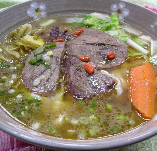插花牛肉汤加盟