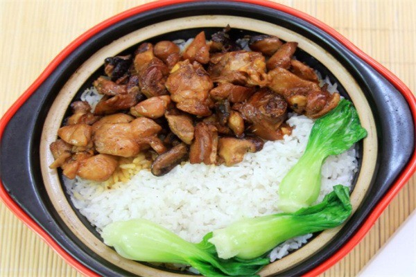 香乐门煲仔饭加盟