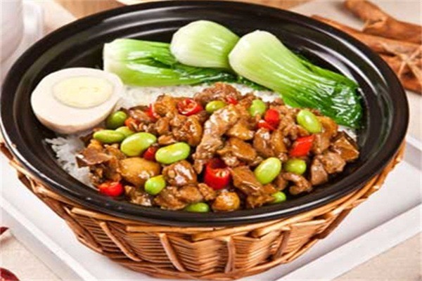 益食煲仔饭加盟