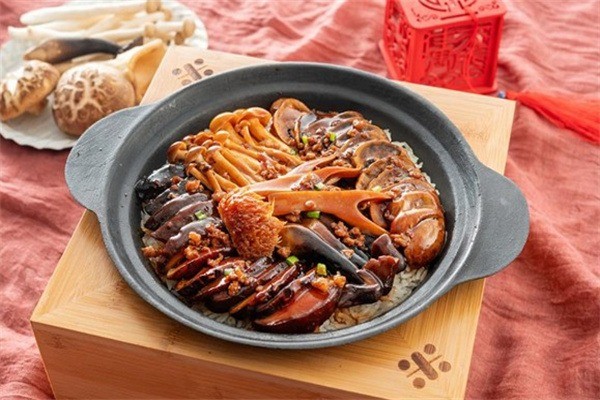 老铁煲仔饭加盟