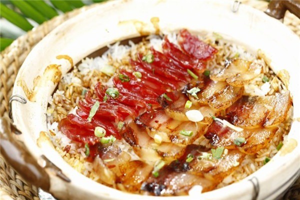 胜春园煲仔饭加盟
