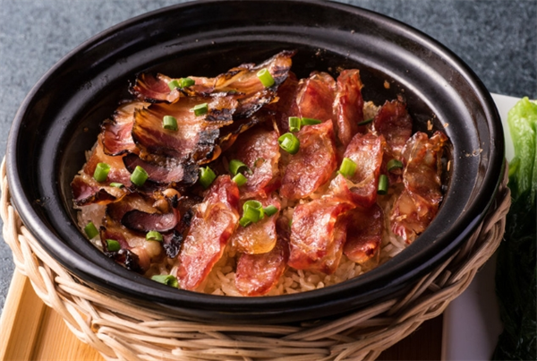 华丰煲仔饭加盟
