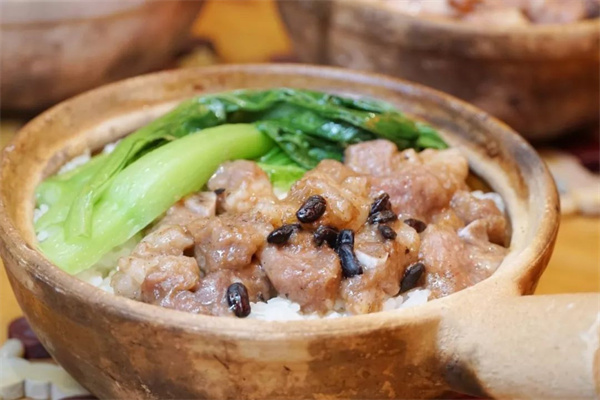 新七仔煲仔饭加盟