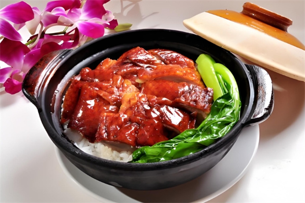 和禾煲仔饭加盟