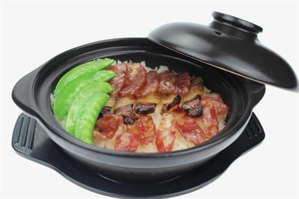 钰福隆煲仔饭加盟