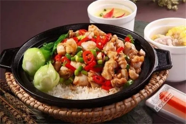 泰香煲仔饭店加盟