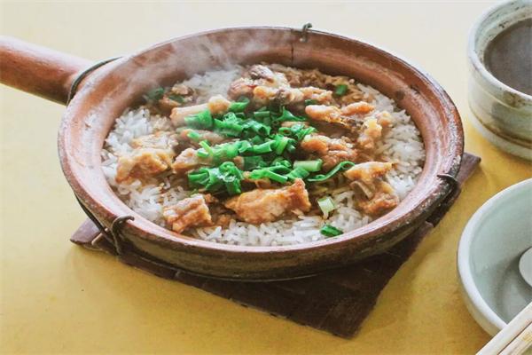 港仔煲仔饭加盟