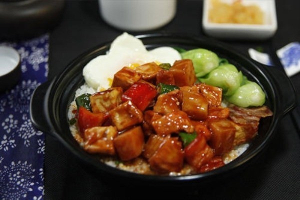 七记煲仔饭加盟