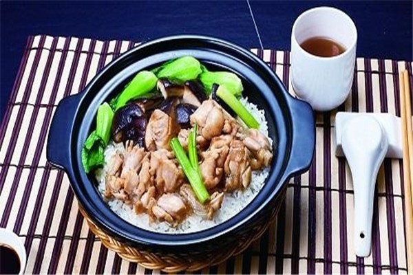 汤晓洣煲仔饭加盟