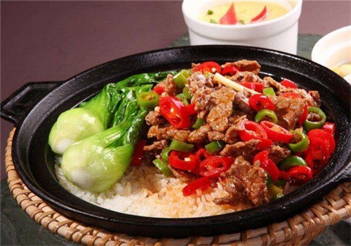 睿记煲仔饭加盟