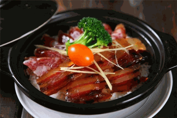 快多客煲仔饭加盟