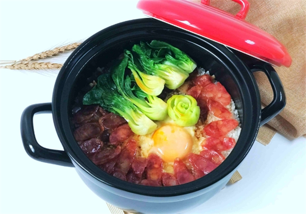 炫滋煲仔饭加盟