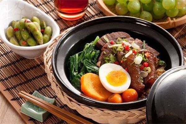 稻计食港式煲仔饭加盟