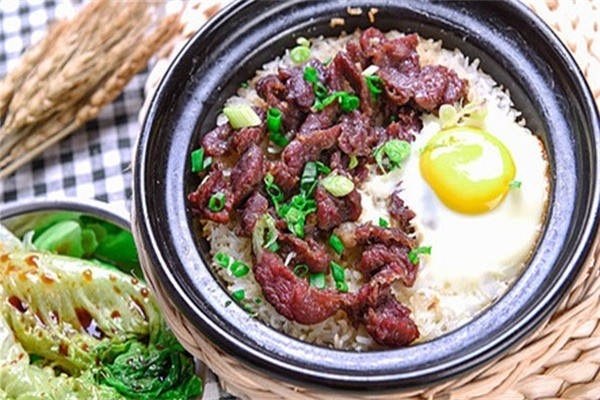 宝聚隆煲仔饭店加盟
