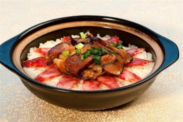 光记煲仔饭加盟