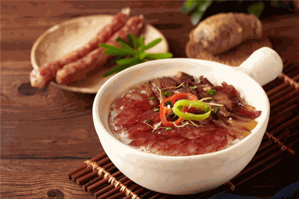 艾煲煲仔饭加盟