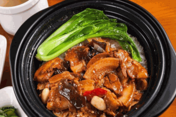 红苹果煲仔饭加盟
