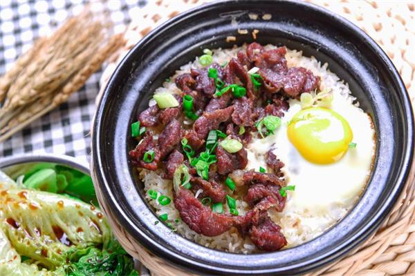 珍味轩煲仔饭加盟