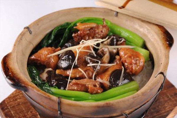 饭先森煲仔饭加盟