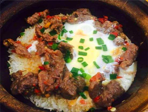 回香居煲仔饭加盟