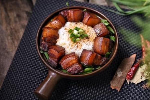 有米气煲仔饭加盟