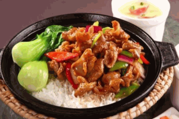 群记煲仔饭加盟