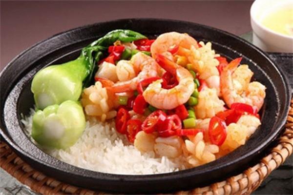 粤之香煲仔饭加盟