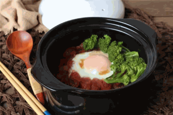 小龙煲仔饭加盟