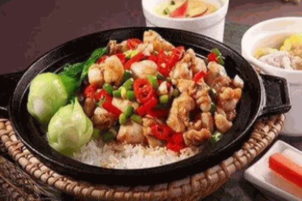 金手指煲仔饭加盟