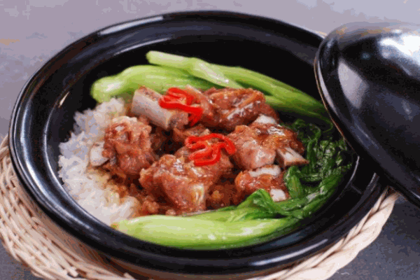 红鱼煲仔饭加盟
